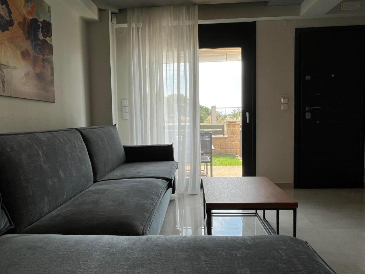 Artline Luxury Suites Flogita Exterior photo