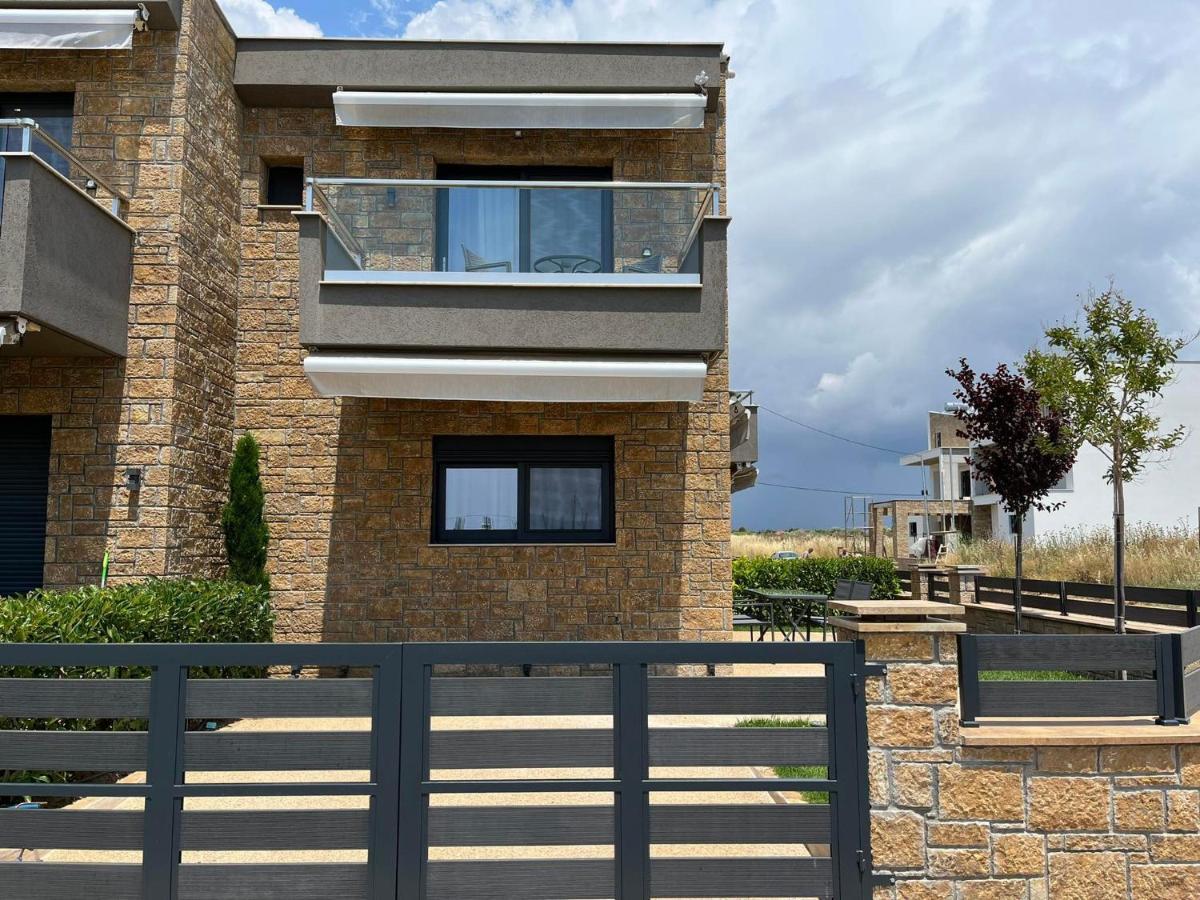 Artline Luxury Suites Flogita Exterior photo