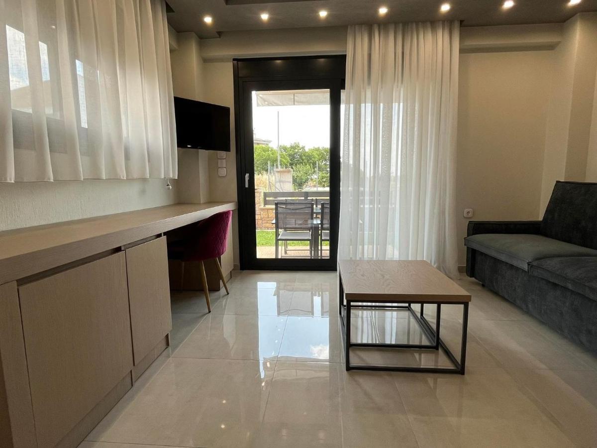 Artline Luxury Suites Flogita Exterior photo
