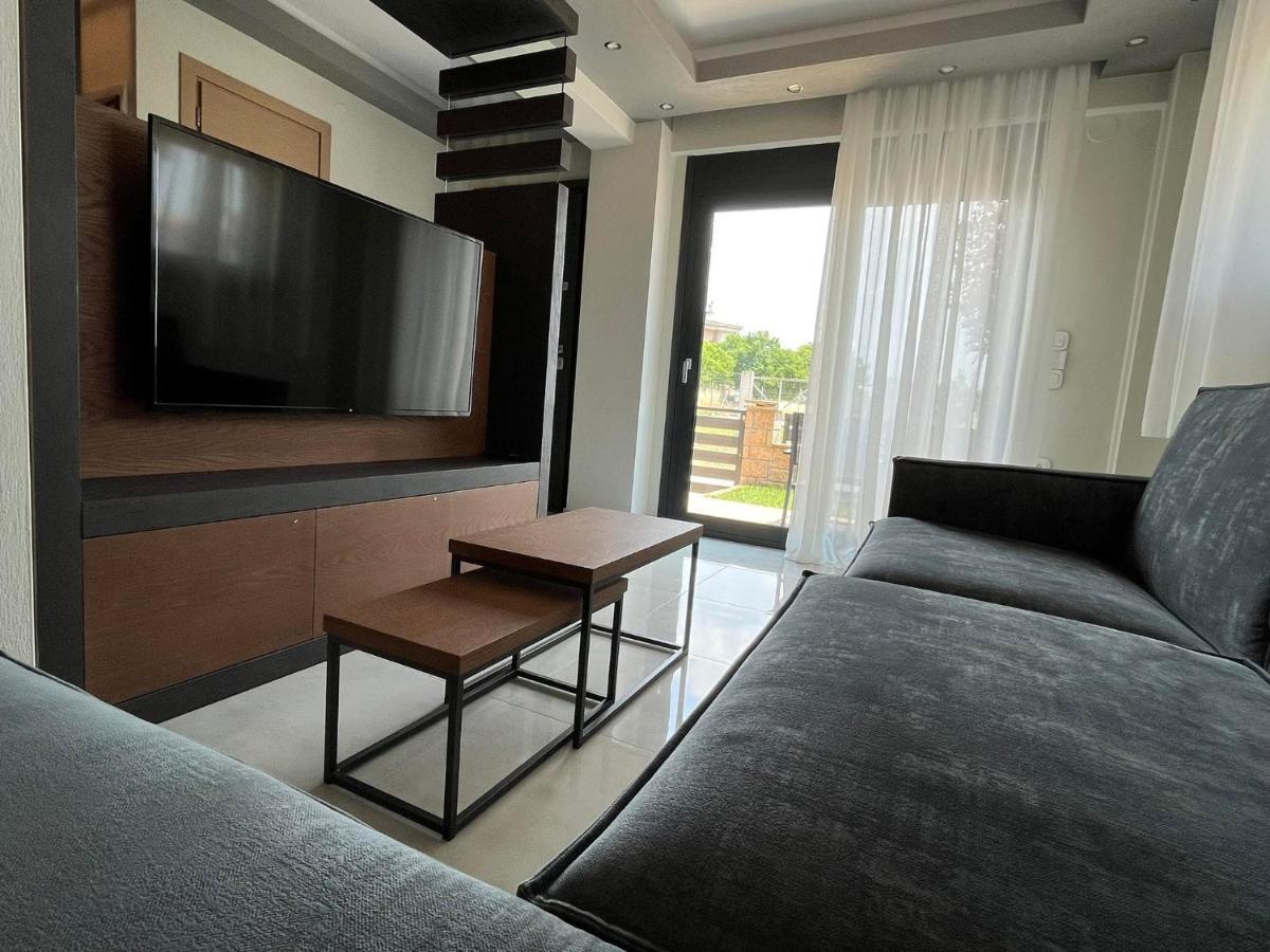 Artline Luxury Suites Flogita Exterior photo