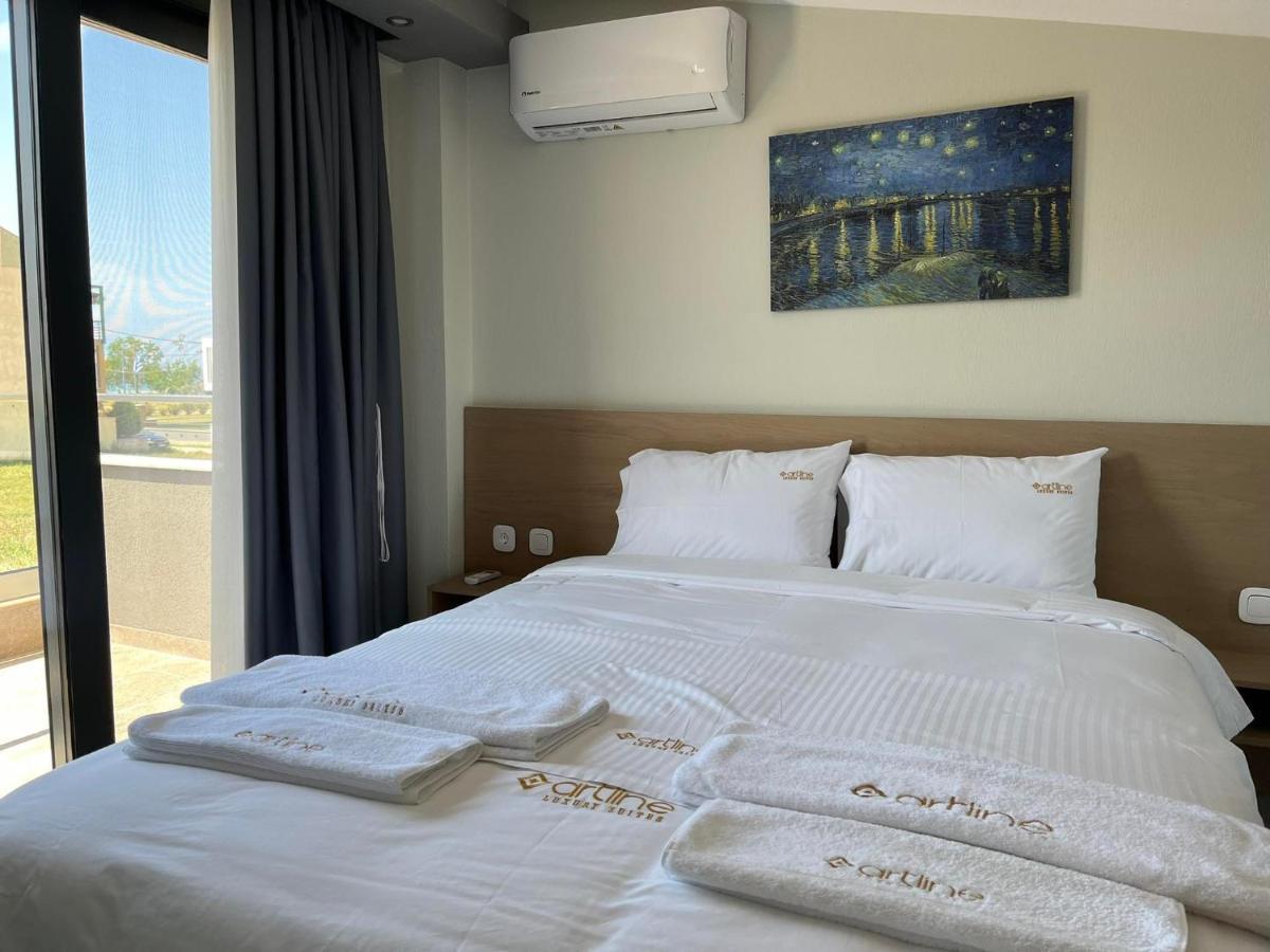 Artline Luxury Suites Flogita Exterior photo